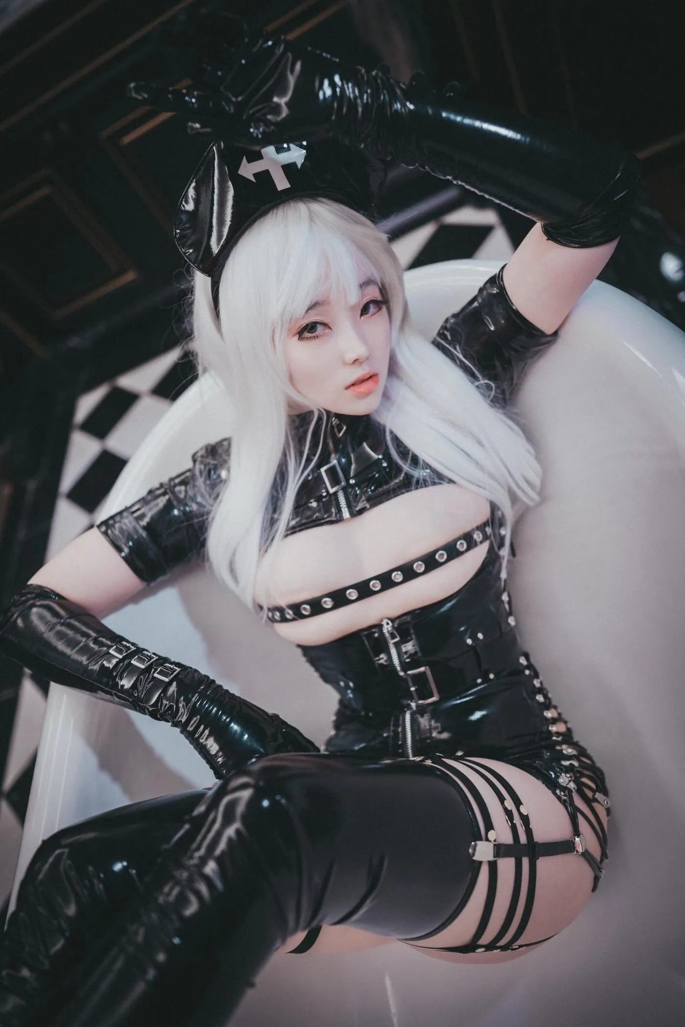 Bambi밤비 – NO.10 Poisonous Nurse [70P]插图5